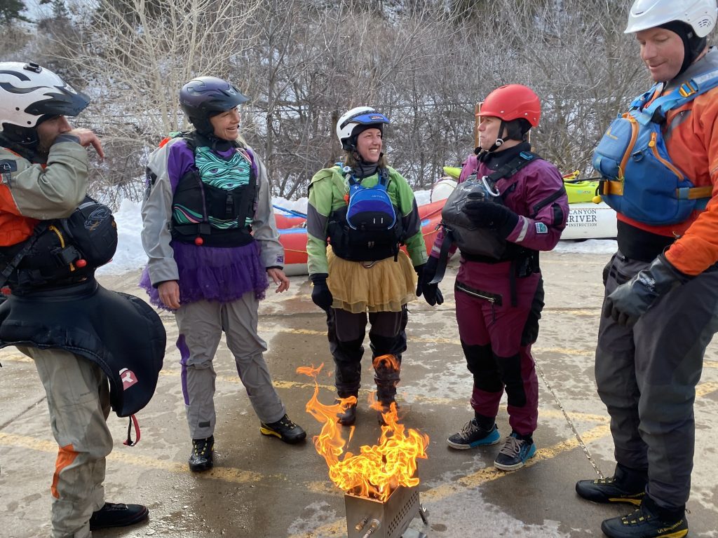 Hekla with Trident Burner: Cooking and Campfire in One Box