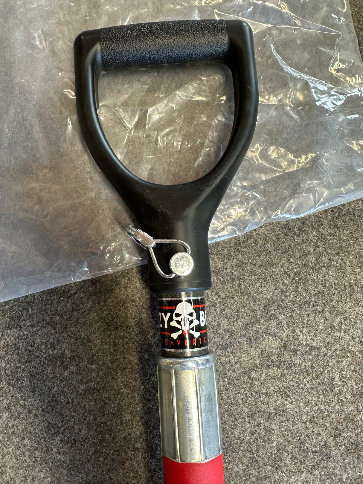 Factory Second Krazy Beaver Mini Shovel  with guard(Textured Red Head / Black Handle # 45642) (32)